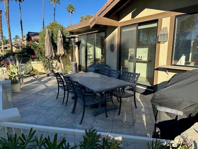 39 Blue River Drive, Palm Desert, CA 92211