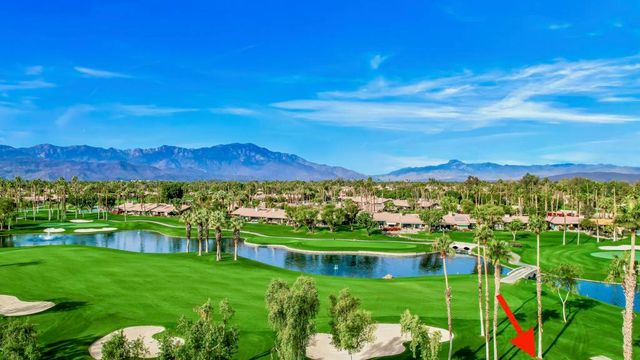 39 Blue River Drive, Palm Desert, CA 92211