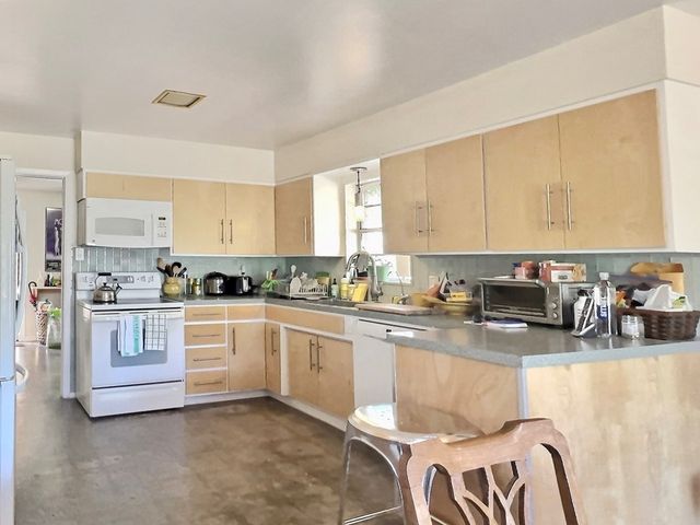 703 W Fourth Street, Marfa, TX 79843