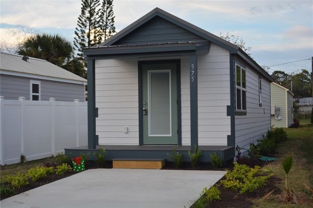 575 2ND STREET, Oviedo, FL 32765