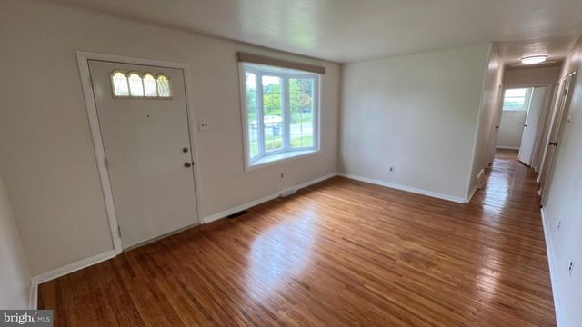 227 SOMERSET RD, Deptford, NJ 08096