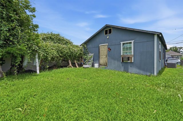 2310 Vance Street, Houston, TX 77093