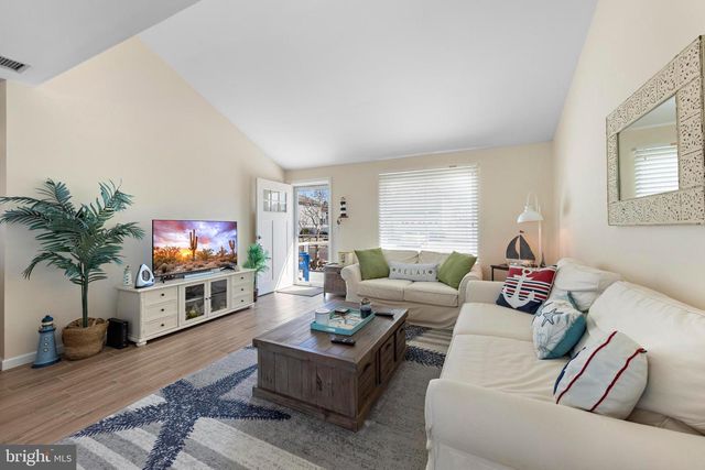 125 PETER ROAD, Manahawkin, NJ 08050