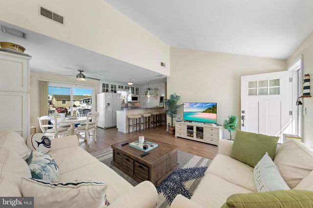 125 PETER ROAD, Manahawkin, NJ 08050