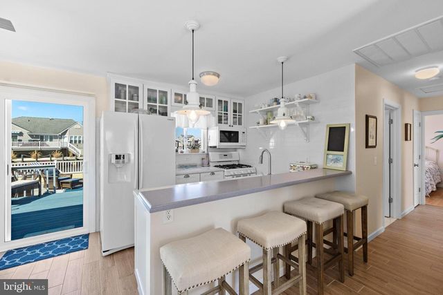 125 PETER ROAD, Manahawkin, NJ 08050
