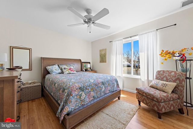 125 PETER ROAD, Manahawkin, NJ 08050