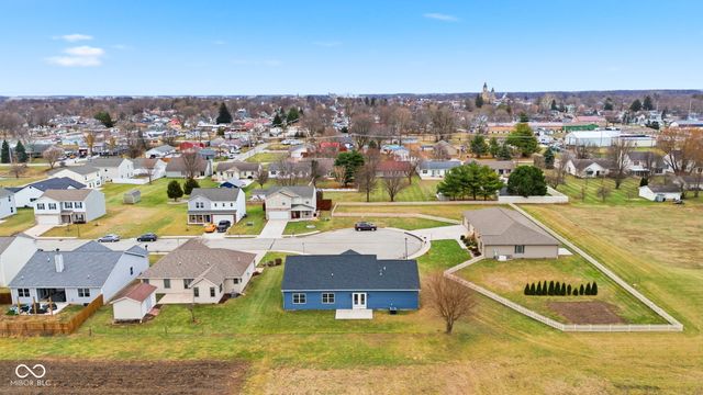 204 Barr Court, Tipton, IN 46072