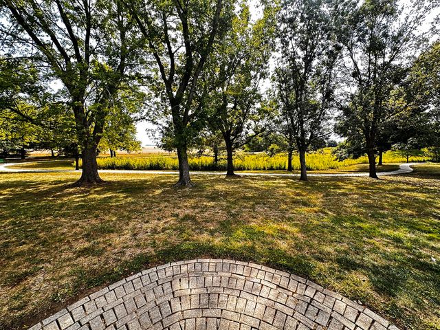 2006 Park Ridge Drive, Urbana, IL 61802