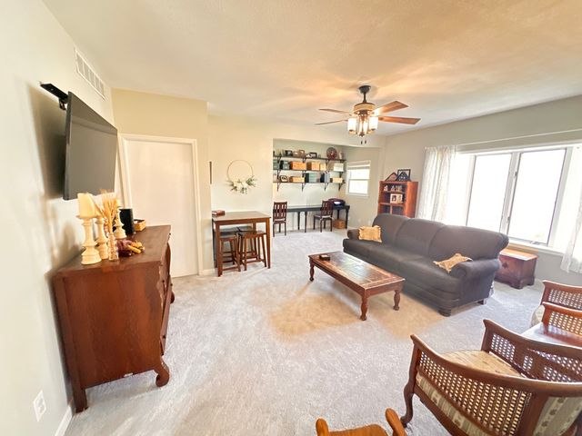 2006 Park Ridge Drive, Urbana, IL 61802