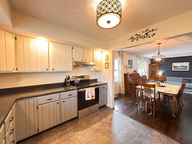 2006 Park Ridge Drive, Urbana, IL 61802