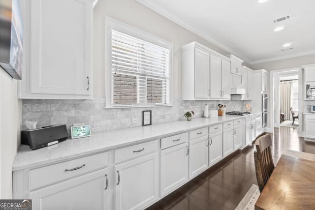3825 Lakehurst Way, Cumming, GA 30040