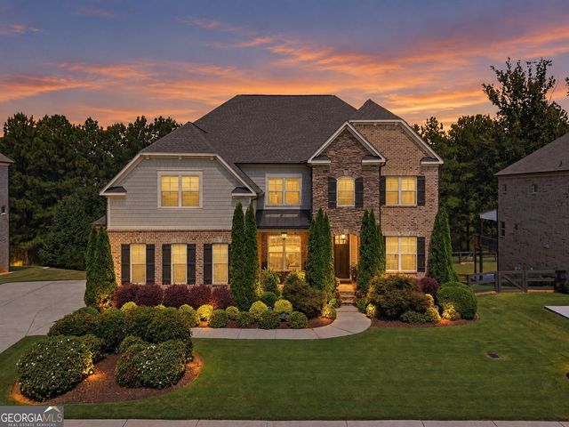3825 Lakehurst Way, Cumming, GA 30040