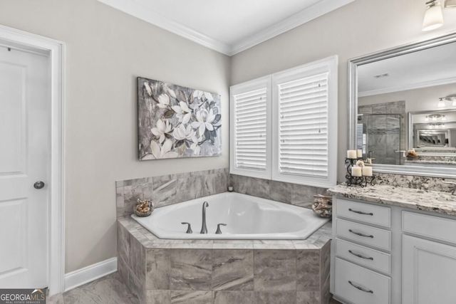 3825 Lakehurst Way, Cumming, GA 30040