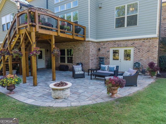 3825 Lakehurst Way, Cumming, GA 30040