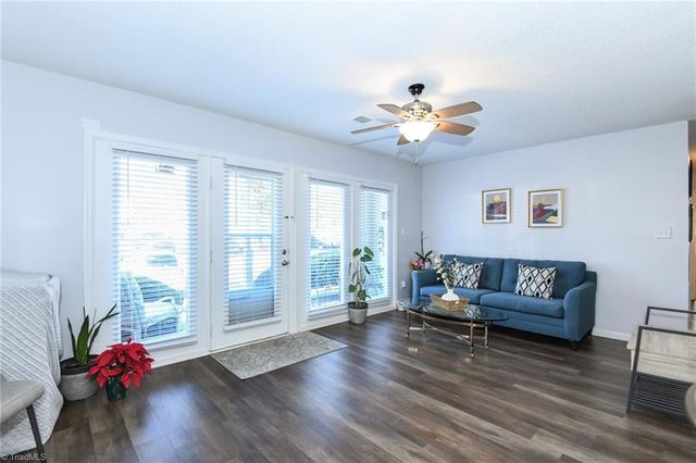 700 Glendale Drive D, Greensboro, NC 27406