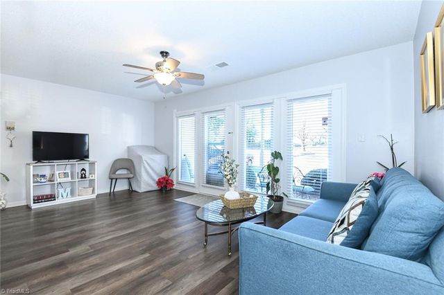 700 Glendale Drive D, Greensboro, NC 27406