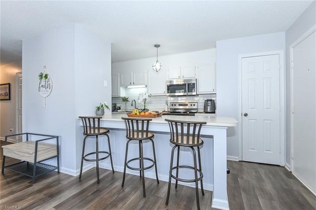 700 Glendale Drive D, Greensboro, NC 27406