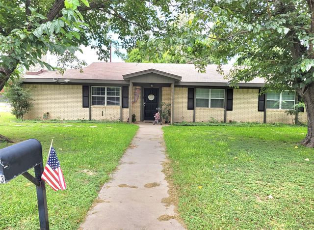 2413 Monticello Street, Brownwood, TX 76801