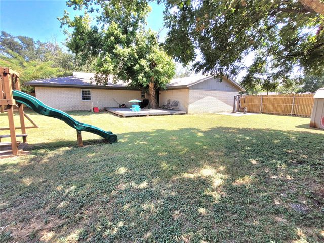 2413 Monticello Street, Brownwood, TX 76801