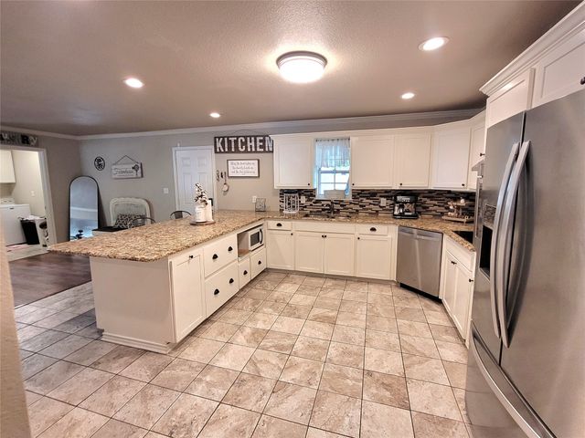 2413 Monticello Street, Brownwood, TX 76801