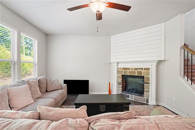 411 Arden Place, Ellenwood, GA 30294