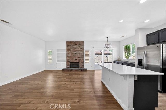 2037 W Avenue H6, Lancaster, CA 93536