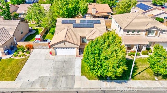 2037 W Avenue H6, Lancaster, CA 93536