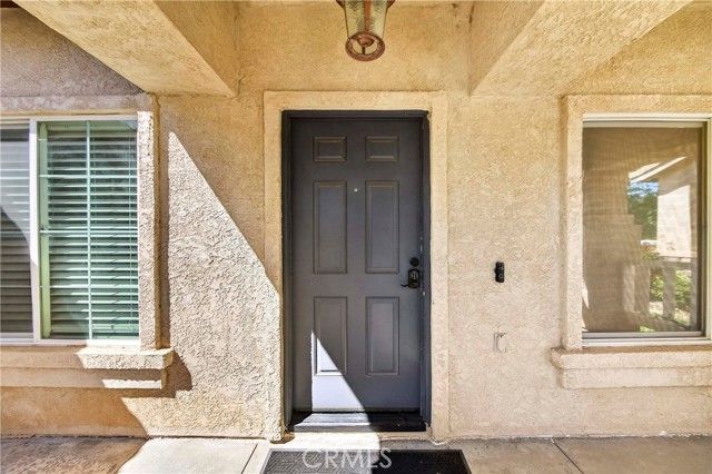 2037 W Avenue H6, Lancaster, CA 93536