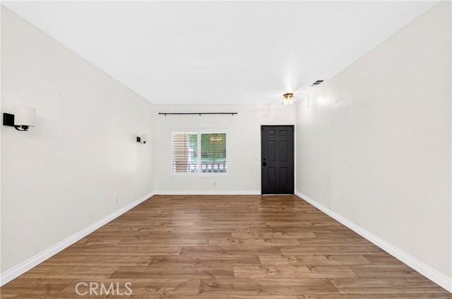 2037 W Avenue H6, Lancaster, CA 93536