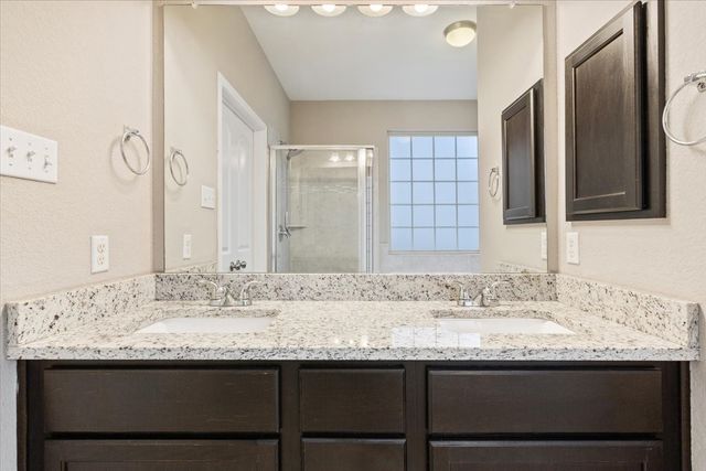 10713 Burnham Dr, Waco, TX 76708