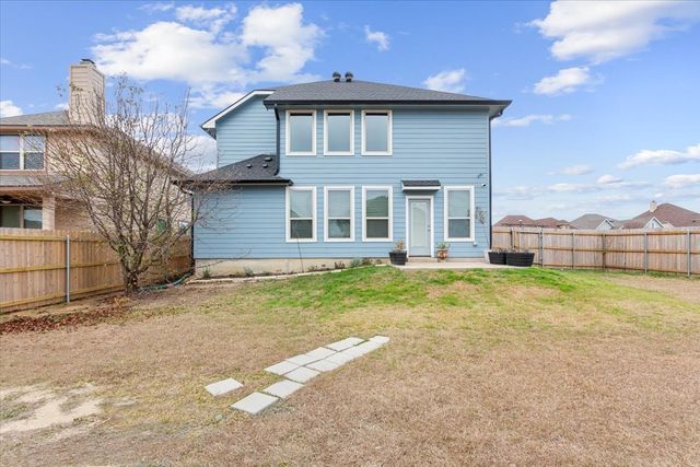 10713 Burnham Dr, Waco, TX 76708