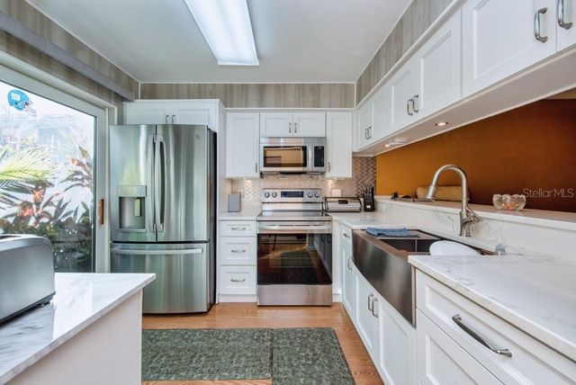 1411 WATER VIEW DRIVE W, Largo, FL 33771