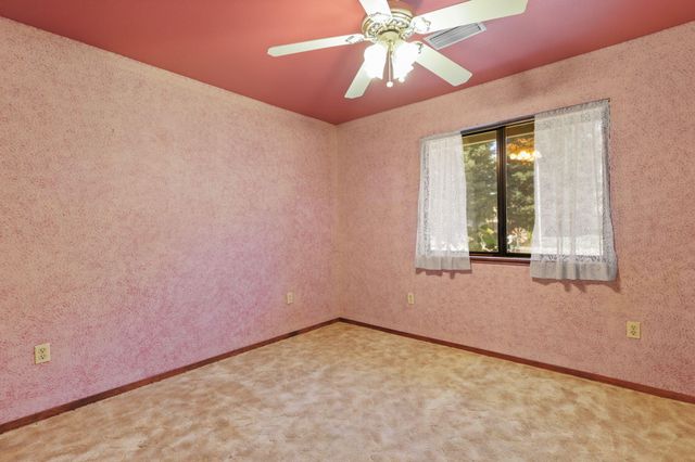 4648 Dandelion Drive, Redding, CA 96002