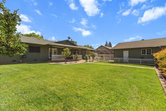 4648 Dandelion Drive, Redding, CA 96002