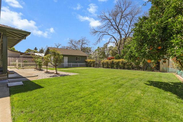 4648 Dandelion Drive, Redding, CA 96002