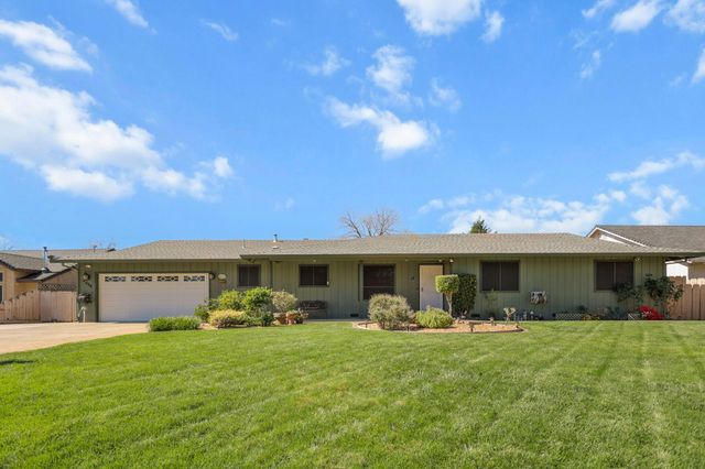 4648 Dandelion Drive, Redding, CA 96002