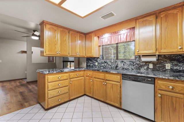 4648 Dandelion Drive, Redding, CA 96002