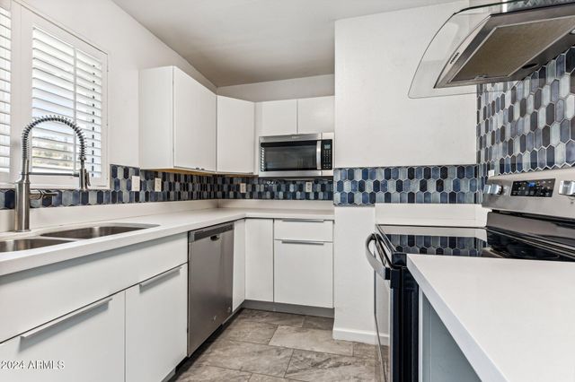 502 E Roanoke Avenue 3, Phoenix, AZ 85004