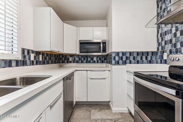 502 E Roanoke Avenue 3, Phoenix, AZ 85004