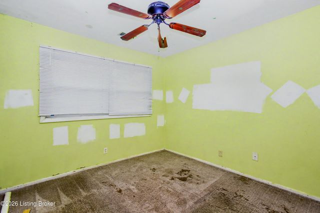 4824 Brenda Dr, Louisville, KY 40219