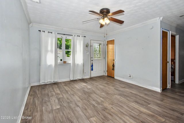 4824 Brenda Dr, Louisville, KY 40219