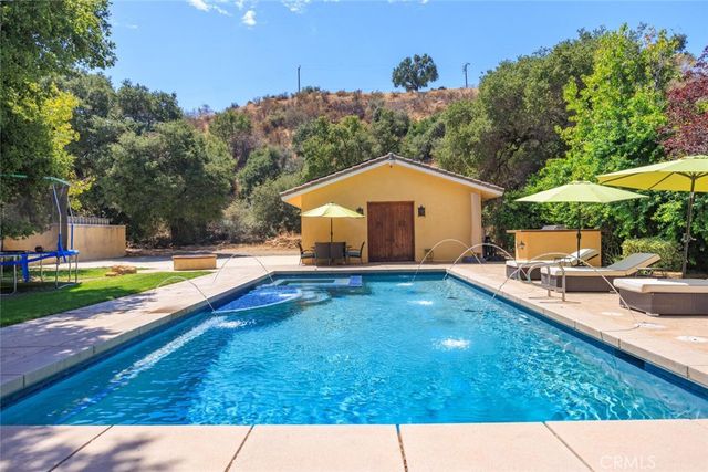 21120 Placerita Canyon Road, Newhall, CA 91321