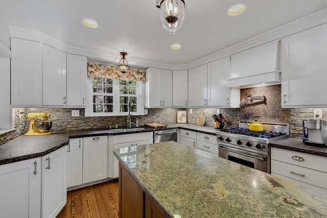 10641 Boulder St, Nevada City, CA 95959