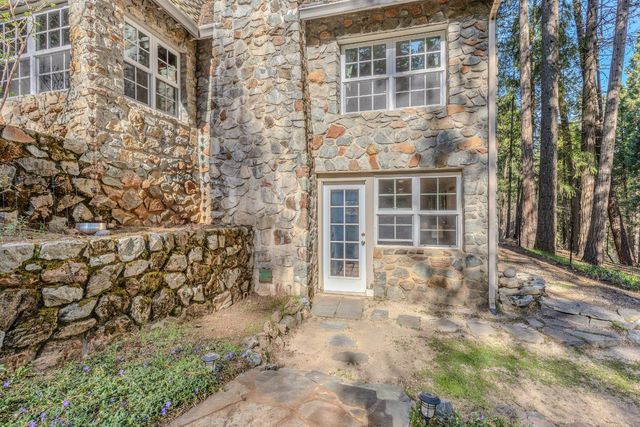 10641 Boulder St, Nevada City, CA 95959