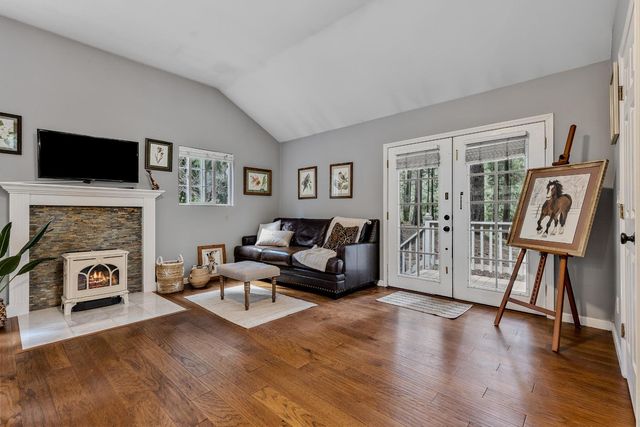 10641 Boulder St, Nevada City, CA 95959