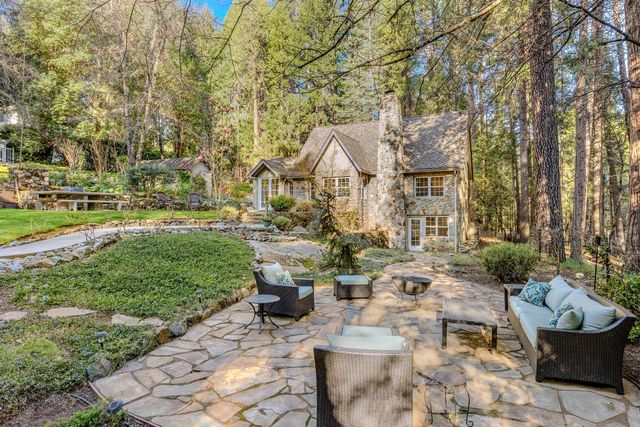 10641 Boulder St, Nevada City, CA 95959