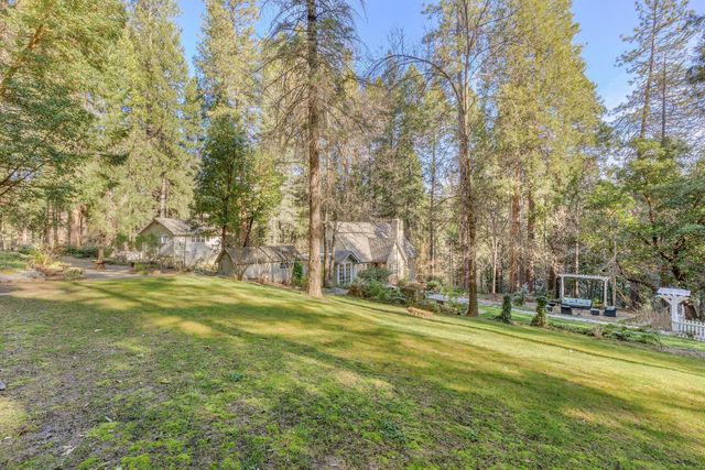 10641 Boulder St, Nevada City, CA 95959