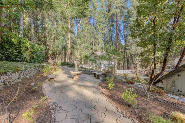 10641 Boulder St, Nevada City, CA 95959