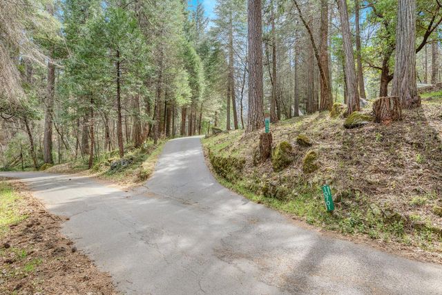 10641 Boulder St, Nevada City, CA 95959