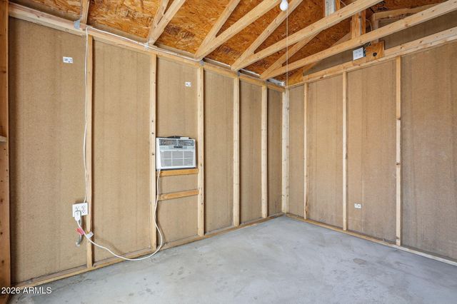 720 E DOBBINS Road, Phoenix, AZ 85042